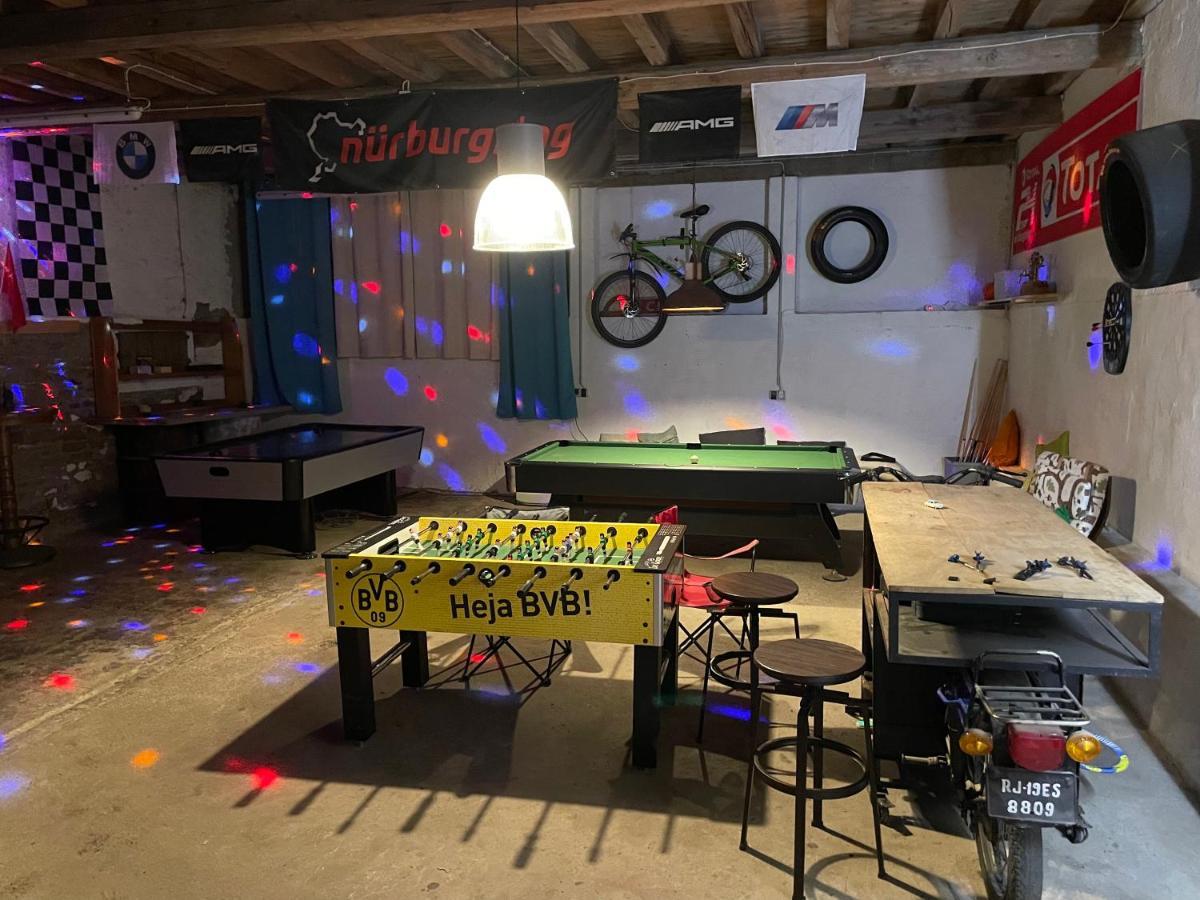 Ferienhaus Backesgarten Fuer 22 Personen Neichen Bagian luar foto