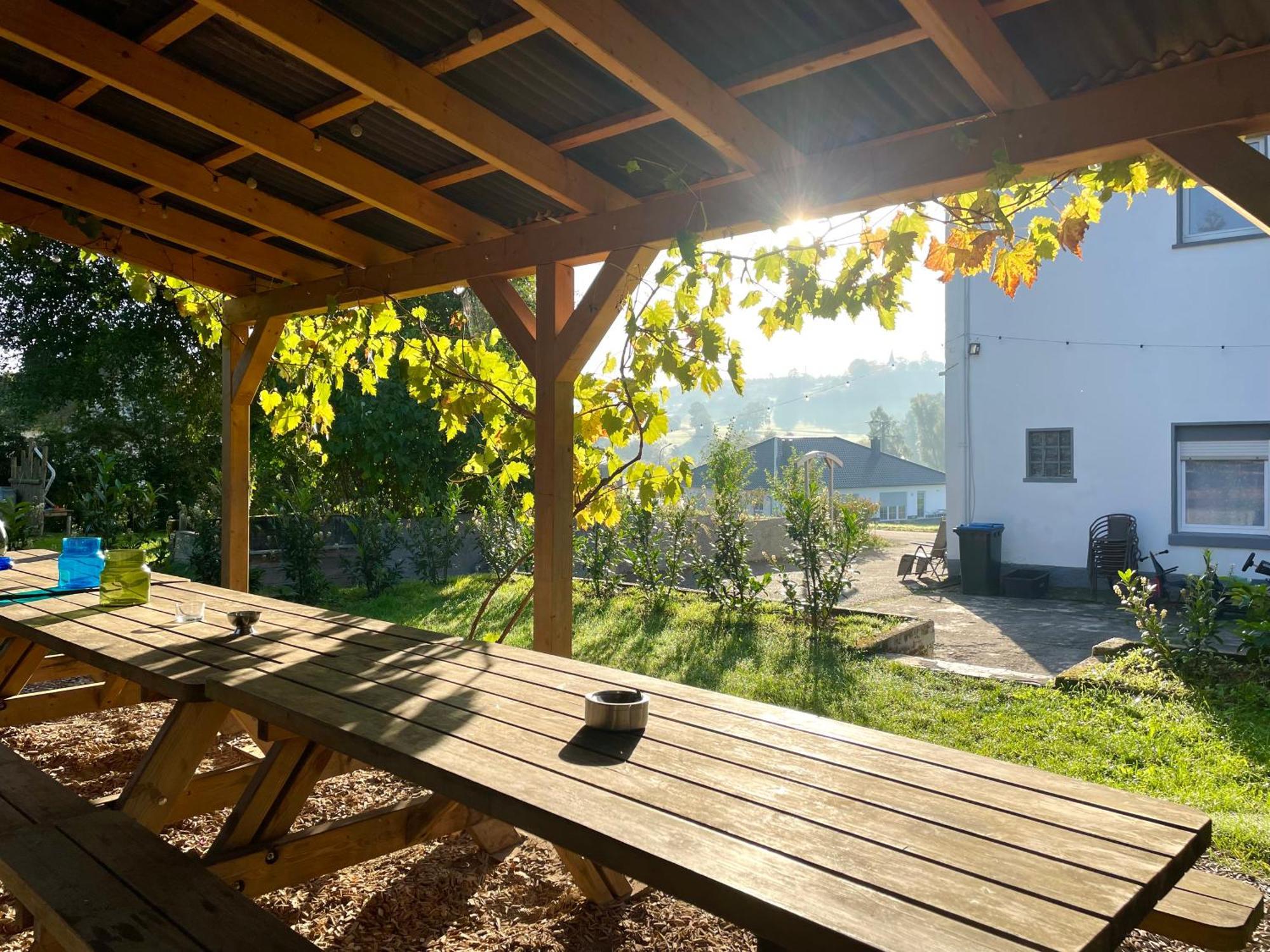 Ferienhaus Backesgarten Fuer 22 Personen Neichen Bagian luar foto